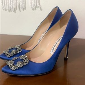 carrie bradshaw blue shoes